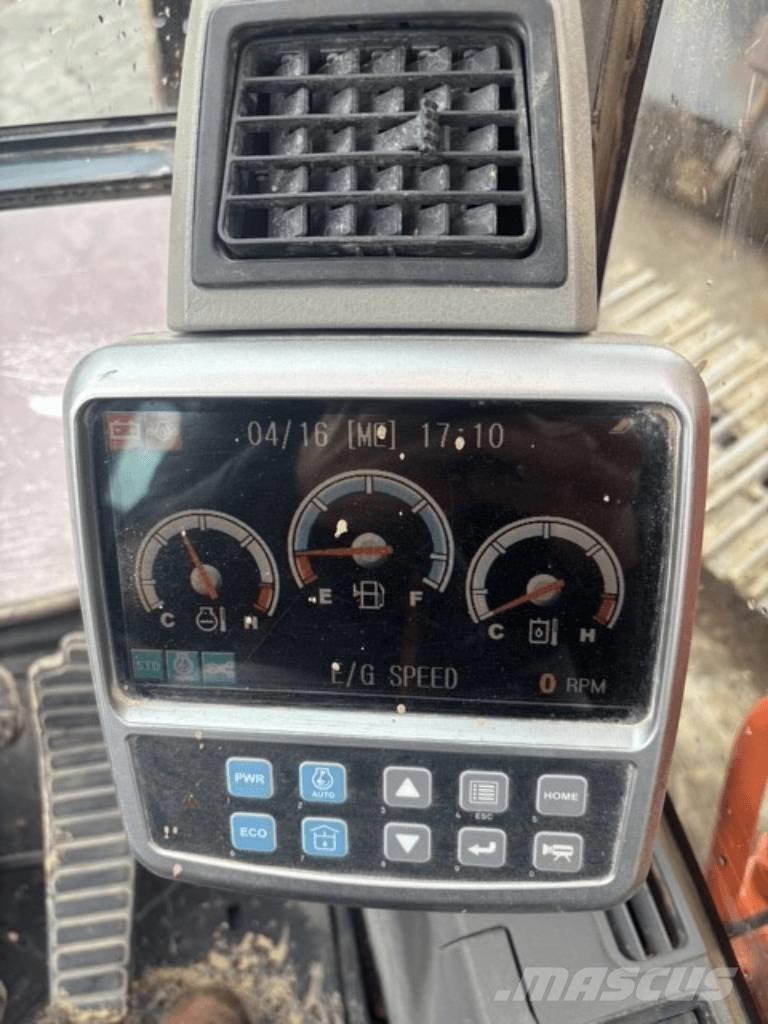 Doosan 235 LCR Vikšriniai ekskavatoriai