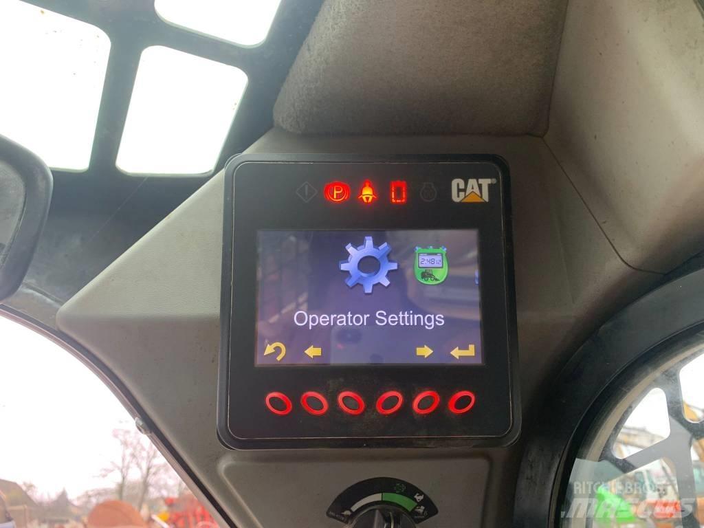 CAT 277 D Krautuvai su šoniniu pasukimu