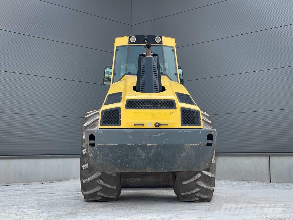 Bomag BW 216 DH-4i Vieno būgno volai