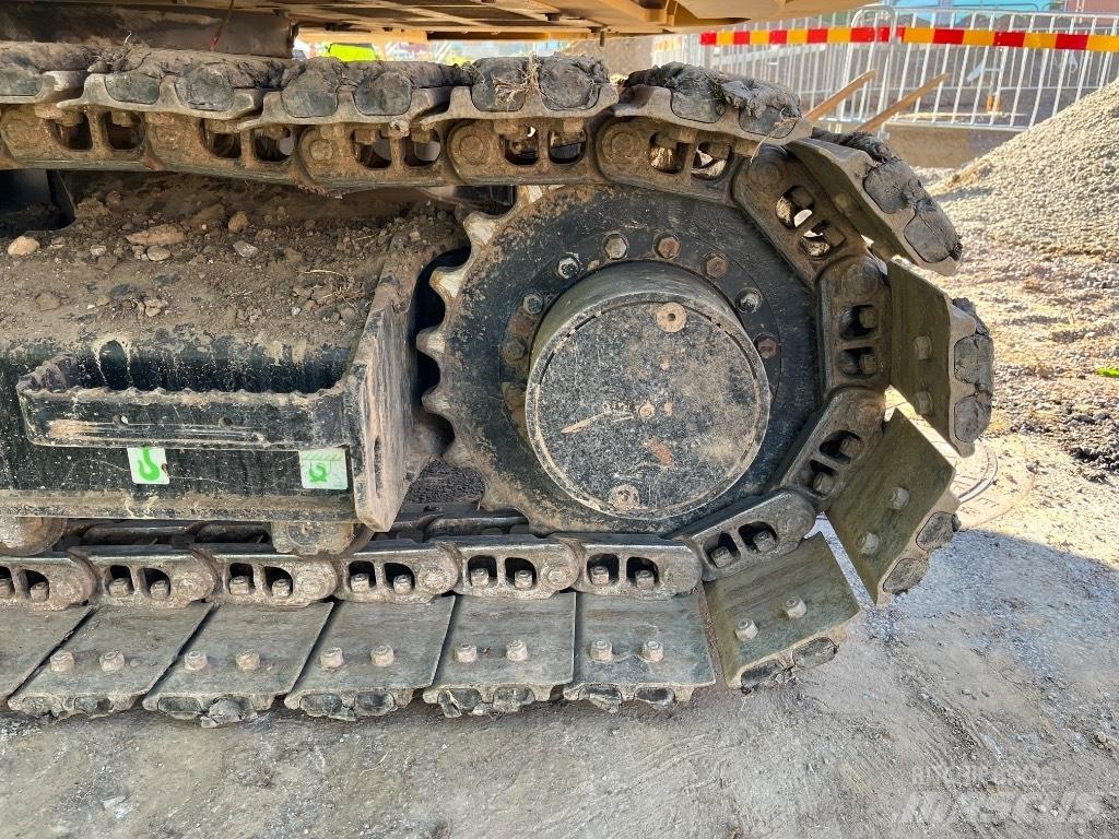 CAT 308 CR Vidutinės galios ekskavatoriai 7-12 t
