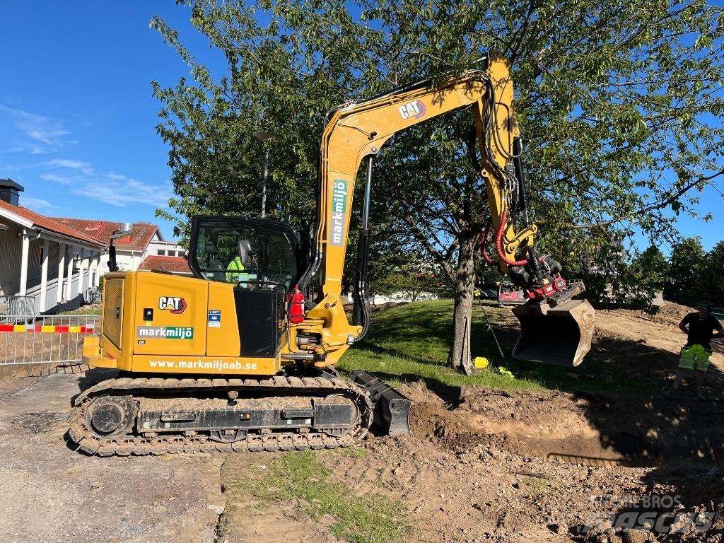 CAT 308 CR Vidutinės galios ekskavatoriai 7-12 t