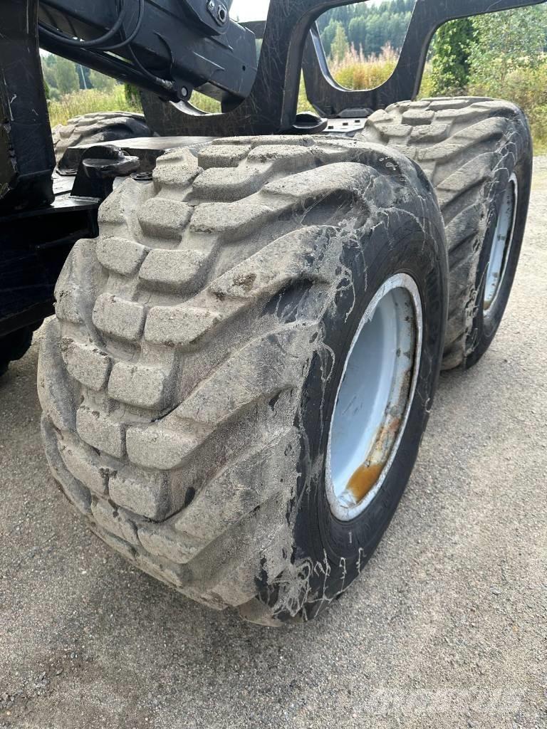 Komatsu 875 Naudoti miškovežiai (Forvarderiai)