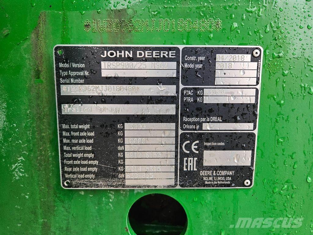 John Deere M692i Prikabinami purkštuvai