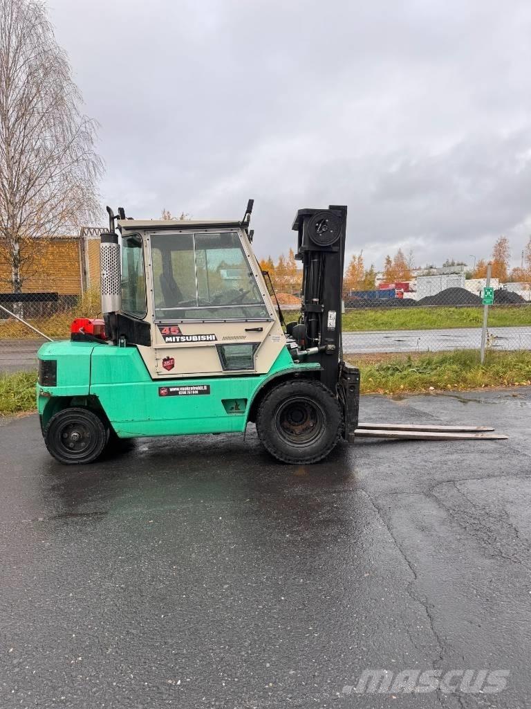 Mitsubishi FD 45 Dyzeliniai krautuvai