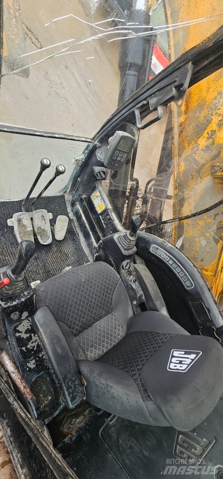 JCB JS 220 LC Vikšriniai ekskavatoriai