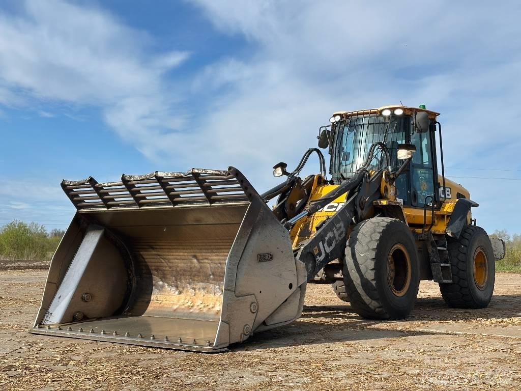 JCB 437 HT Naudoti ratiniai krautuvai