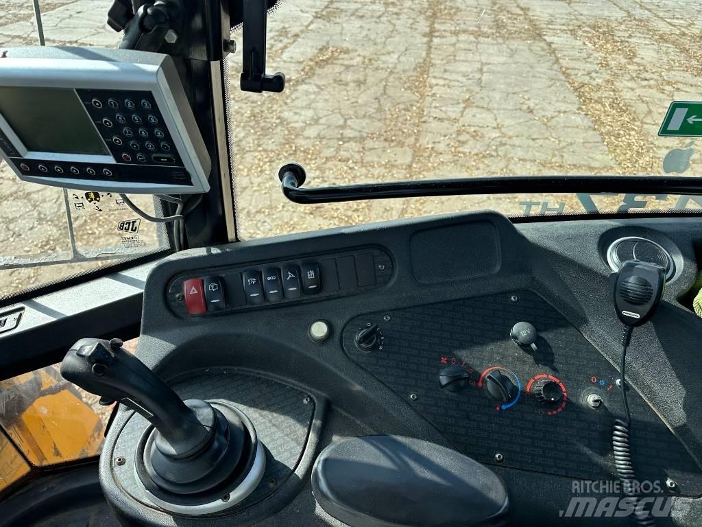 JCB 437 HT Naudoti ratiniai krautuvai