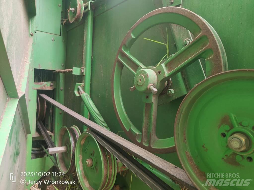 John Deere 1075 Derliaus nuėmimo kombainai