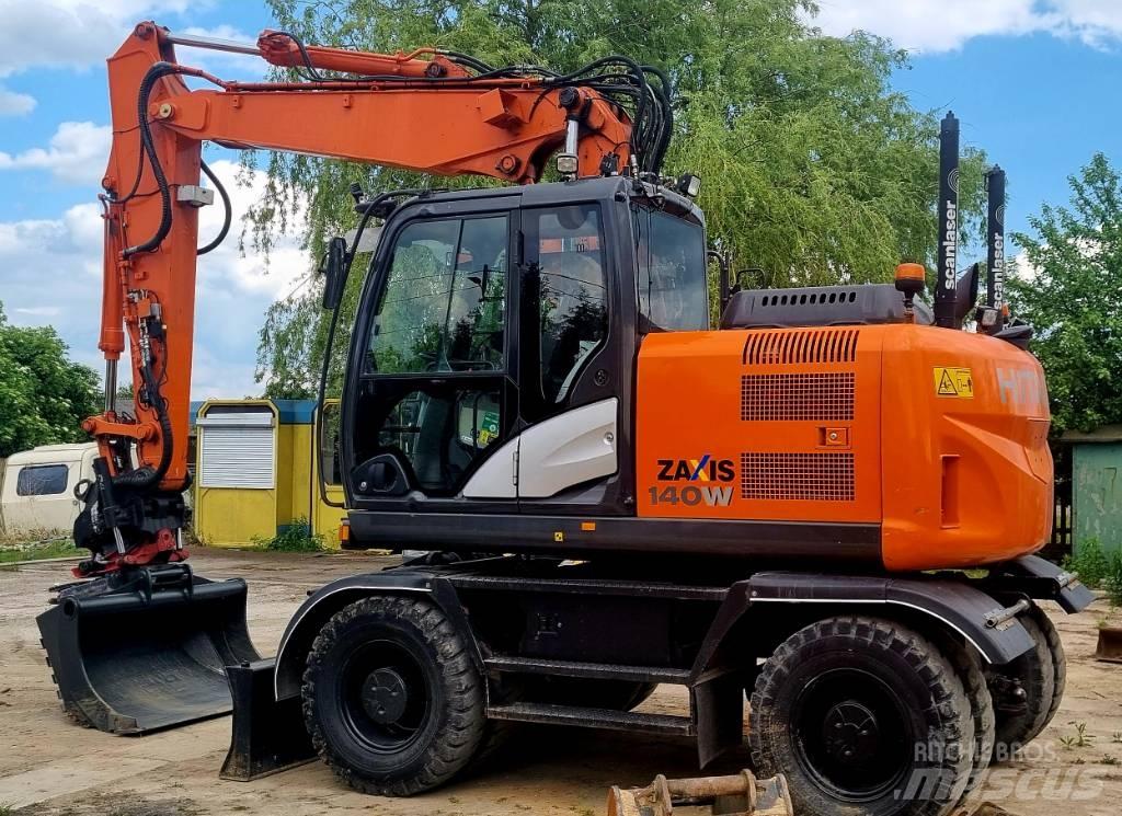 Hitachi 140W Ratiniai ekskavatoriai