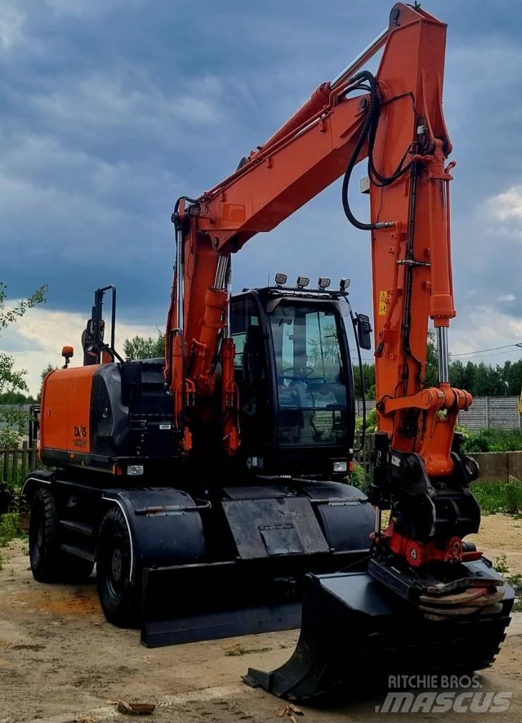 Hitachi 140W Ratiniai ekskavatoriai
