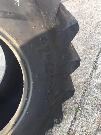 Goodyear 650/75R32 Padangos, ratai ir ratlankiai