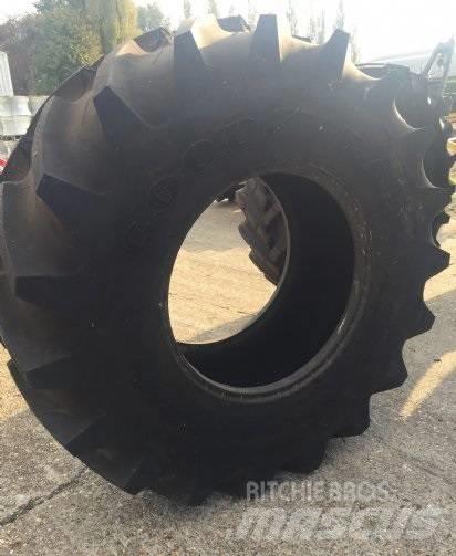 Goodyear 650/75R32 Padangos, ratai ir ratlankiai