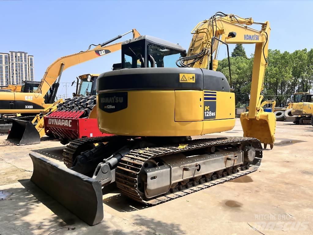 Komatsu PC 128 Vikšriniai ekskavatoriai