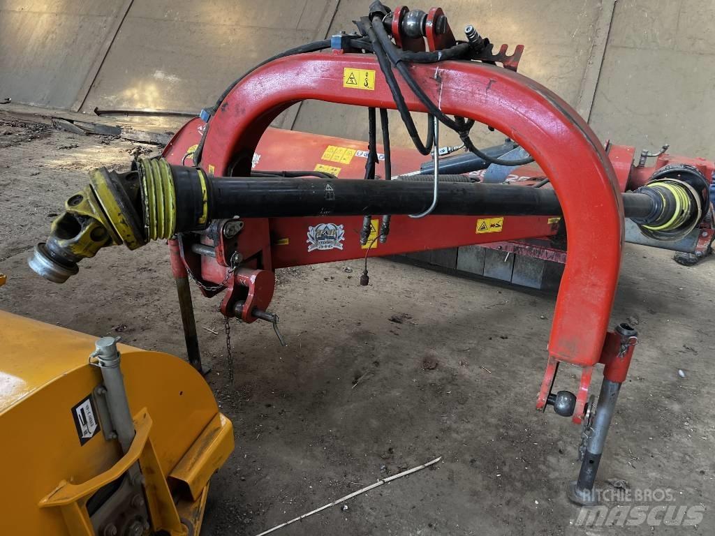 Kuhn TBES 262 Ganyklų šienapjovės / rėžtuvės