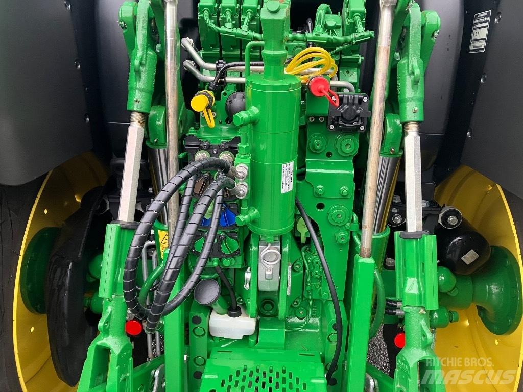 John Deere 6R150 Traktoriai