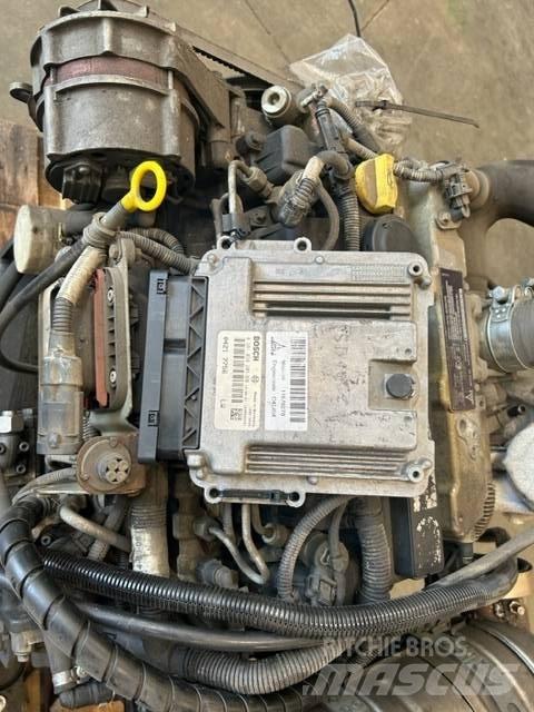 Deutz TD2.9L04 Varikliai