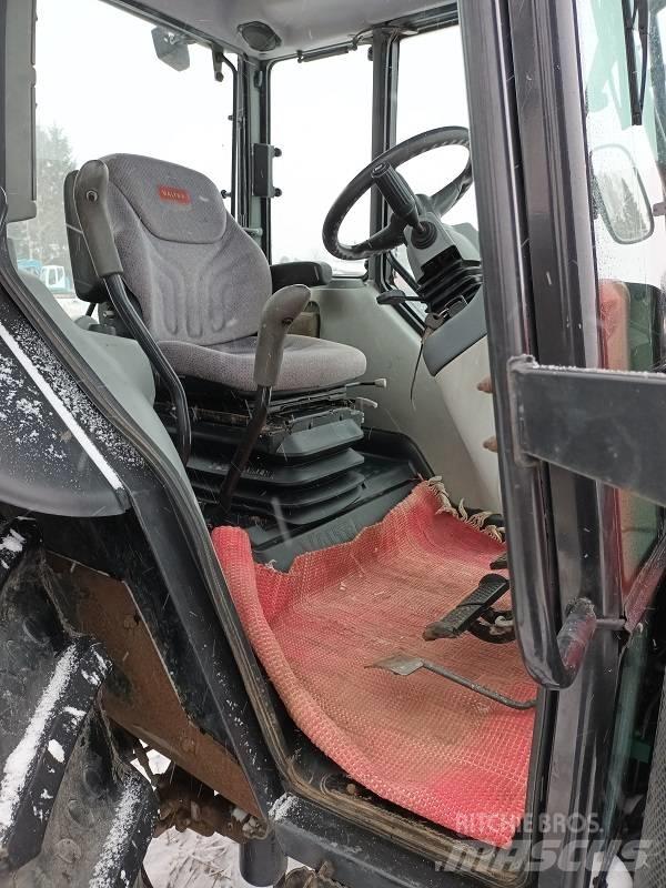 Valtra A 93 HITECH Traktoriai