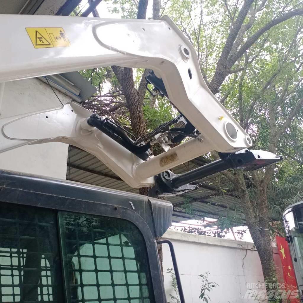Bobcat T 770 Krautuvai su šoniniu pasukimu
