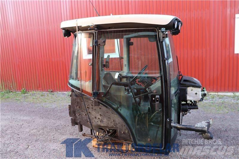 CLAAS 840 Kabinos