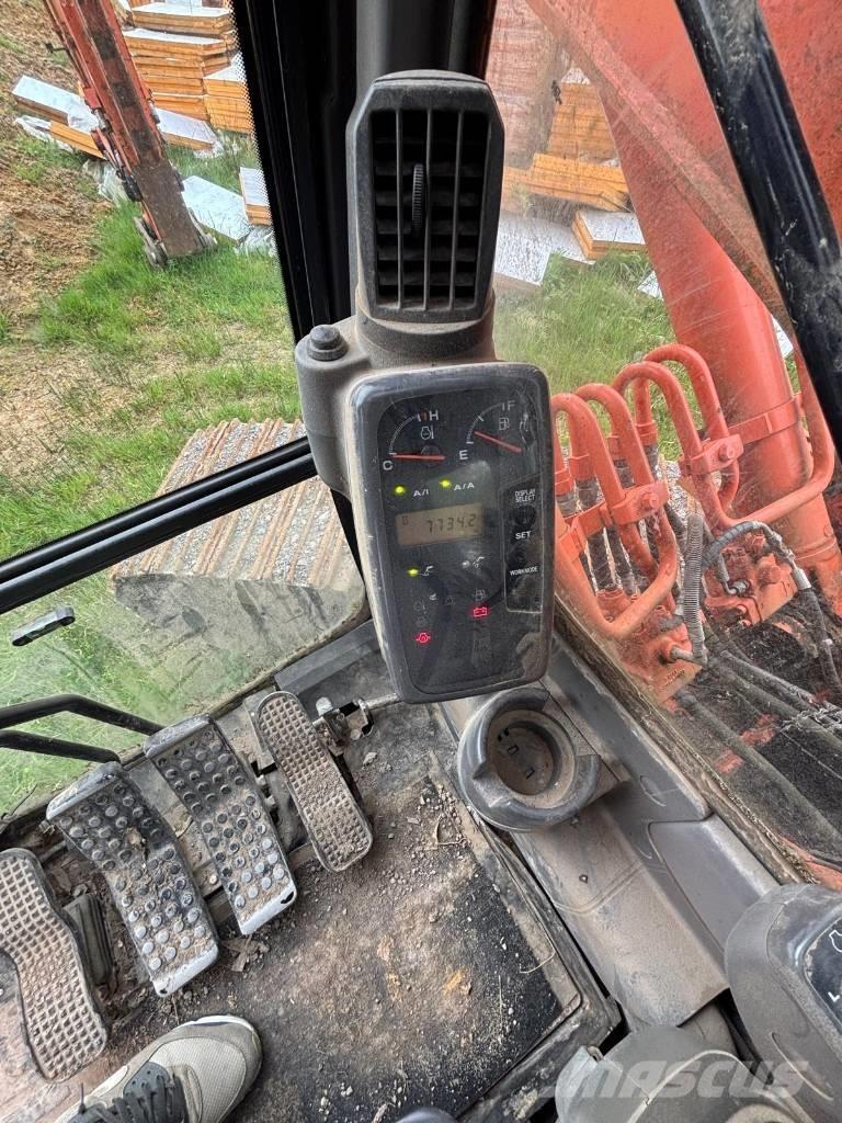Hitachi Zaxis 180 LC Vikšriniai ekskavatoriai