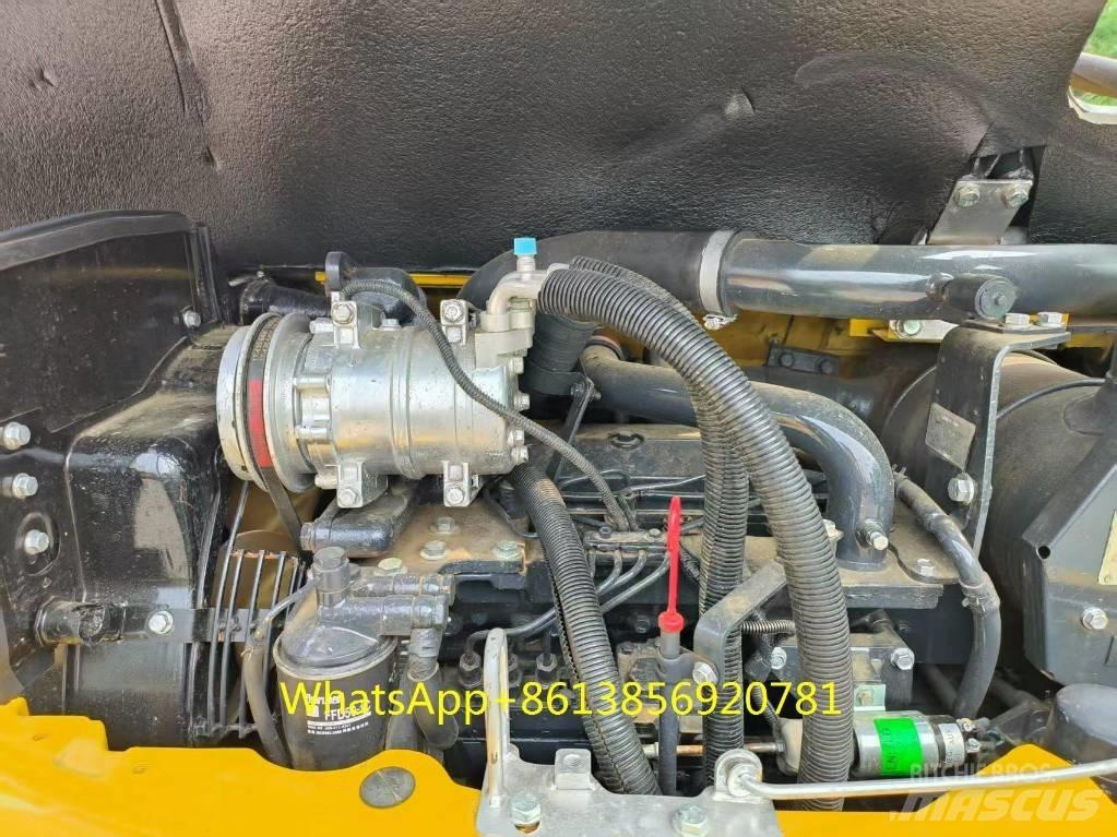Komatsu PC 78 US Vidutinės galios ekskavatoriai 7-12 t