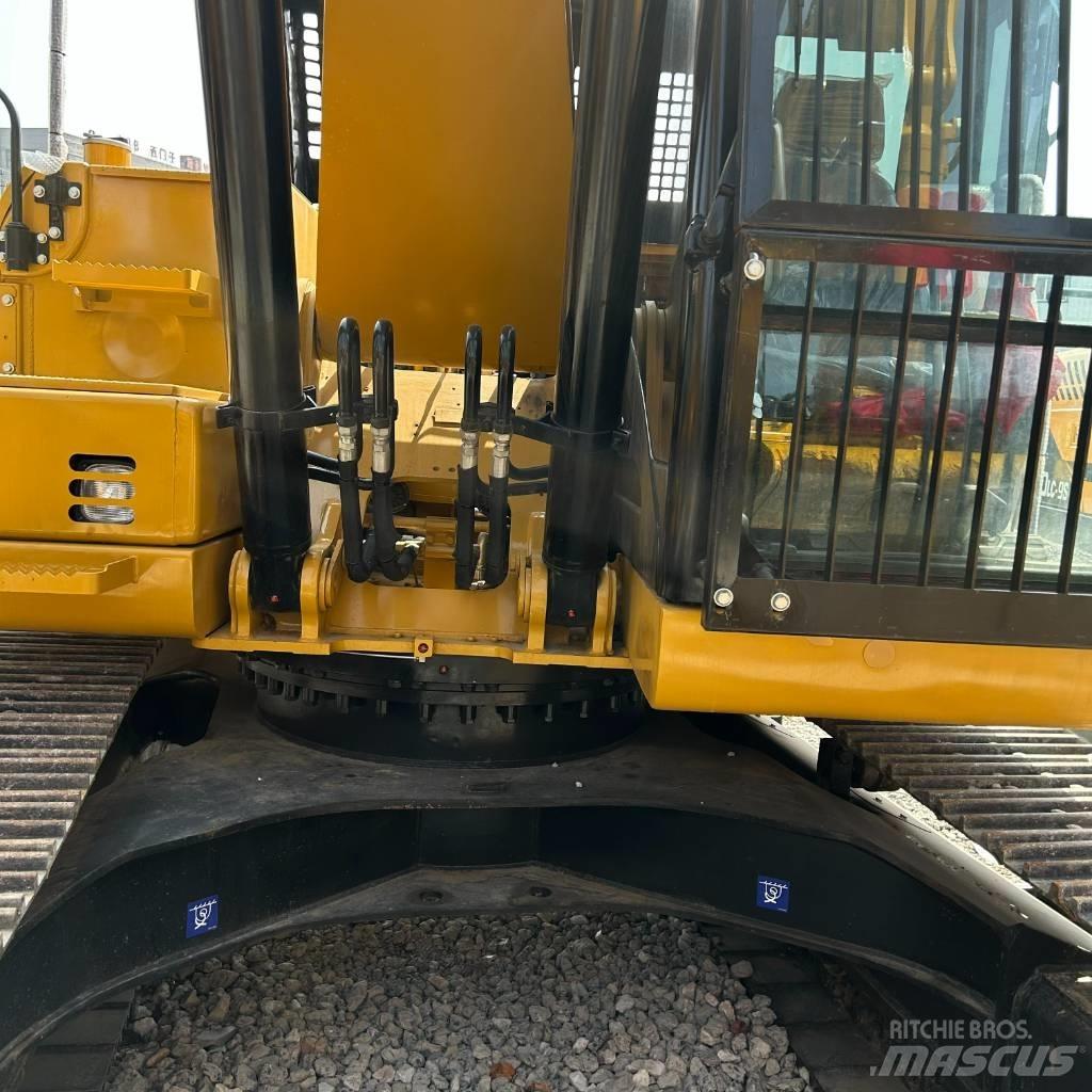 CAT 320 D Vikšriniai ekskavatoriai