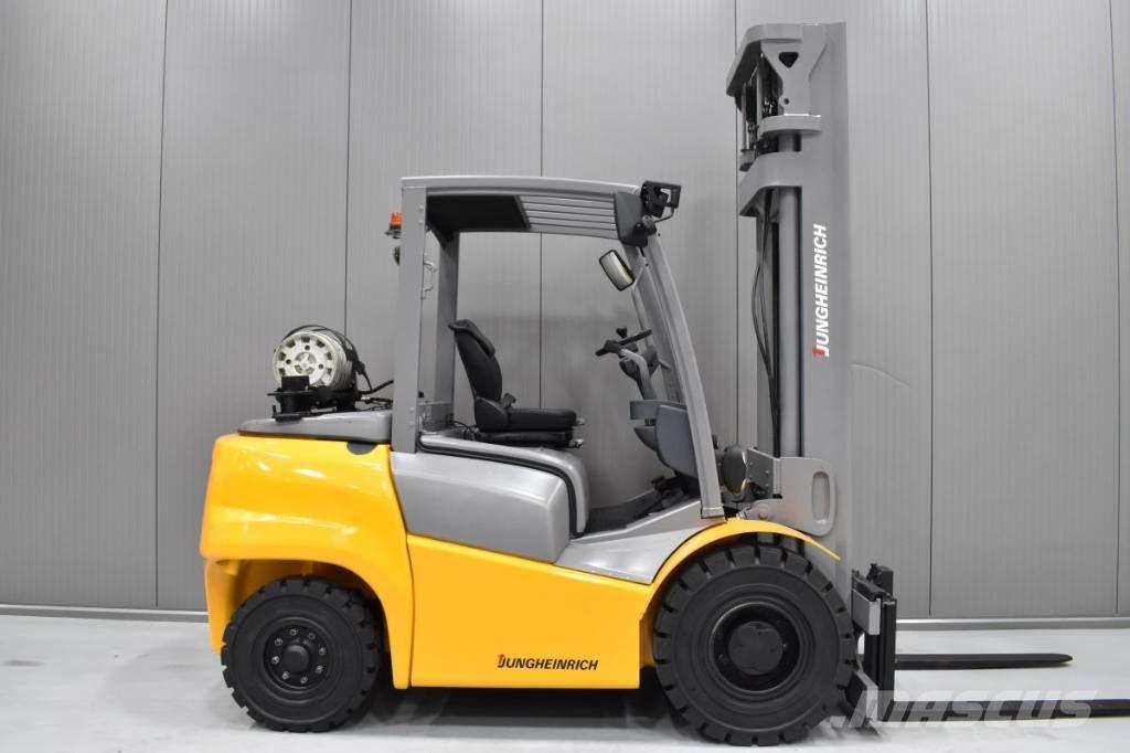 Jungheinrich TFG 540 LPG (dujiniai) krautuvai