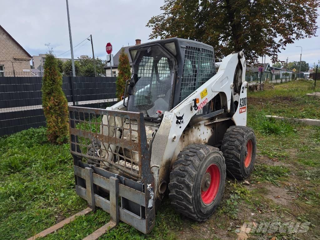 Bobcat A 300 Krautuvai su šoniniu pasukimu