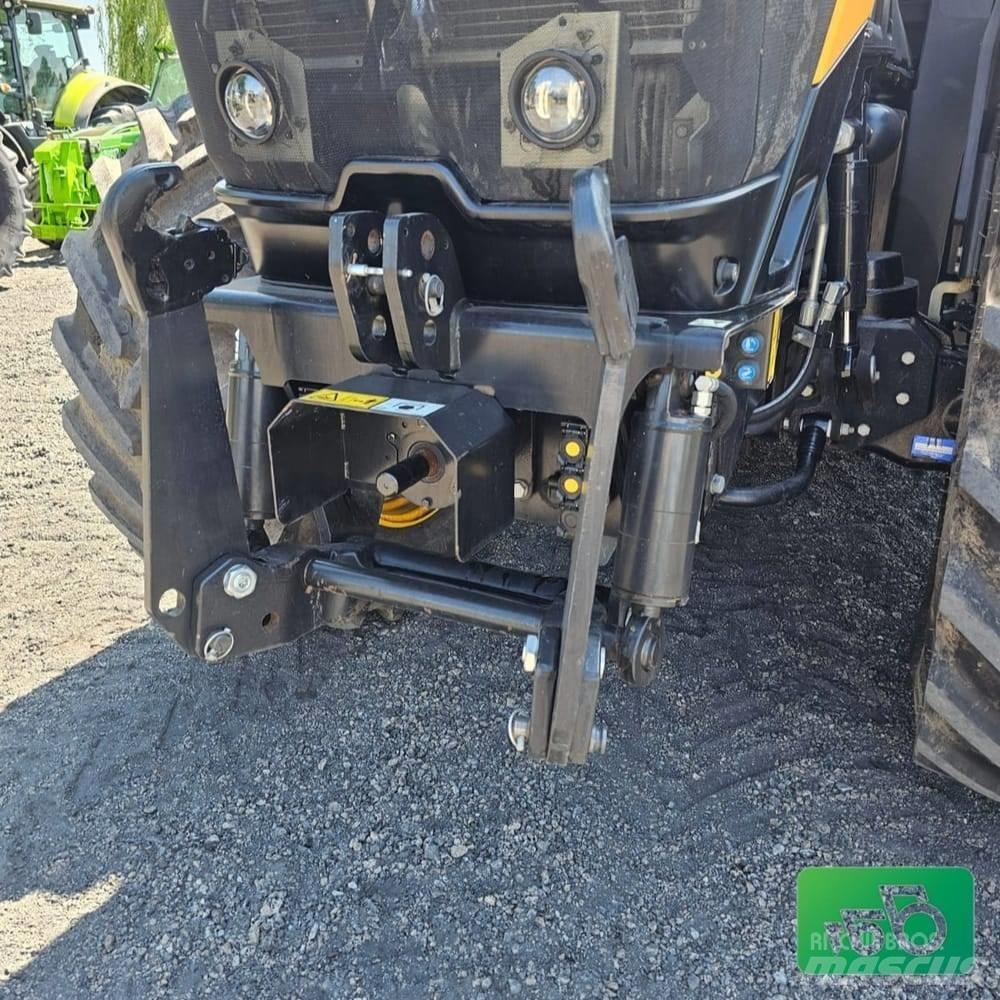 JCB FASTRAC 8330 Traktoriai