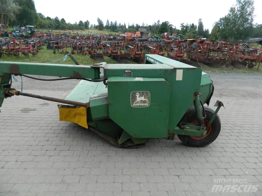 John Deere 1320 Formuojančios žoliapjovės