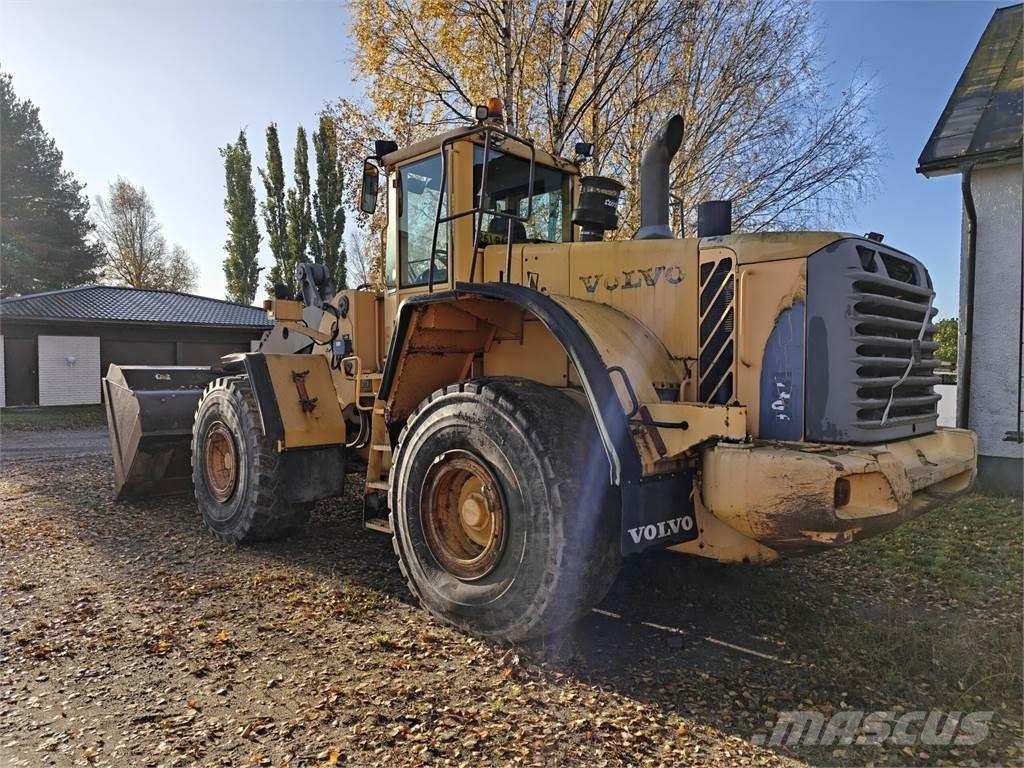 Volvo L180E Naudoti ratiniai krautuvai