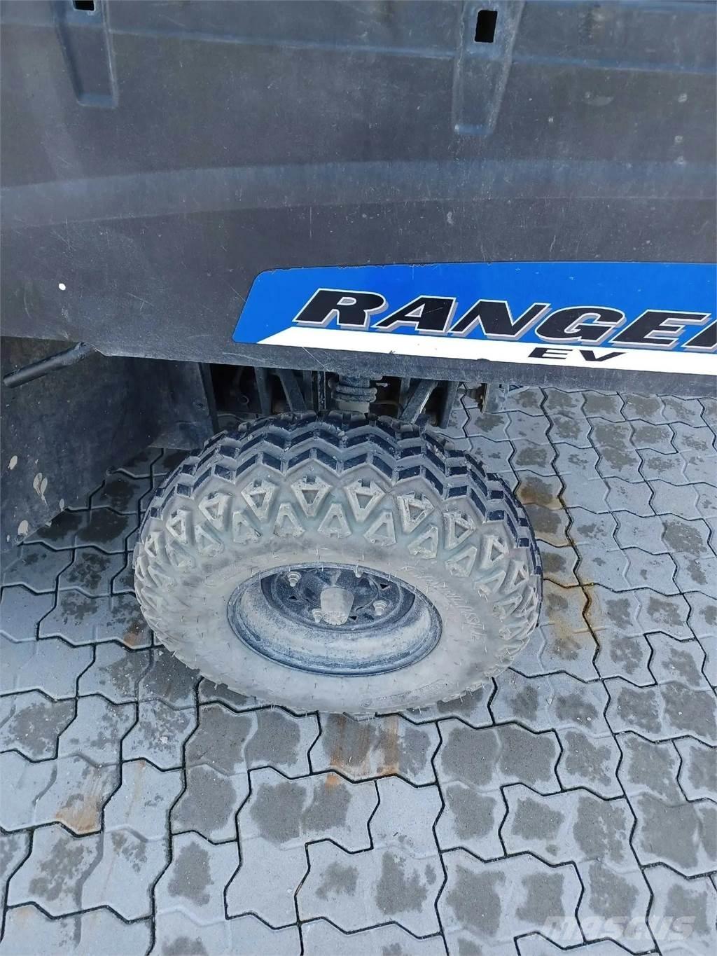 Polaris Ranger EV Kiti keltuvai ir platformos