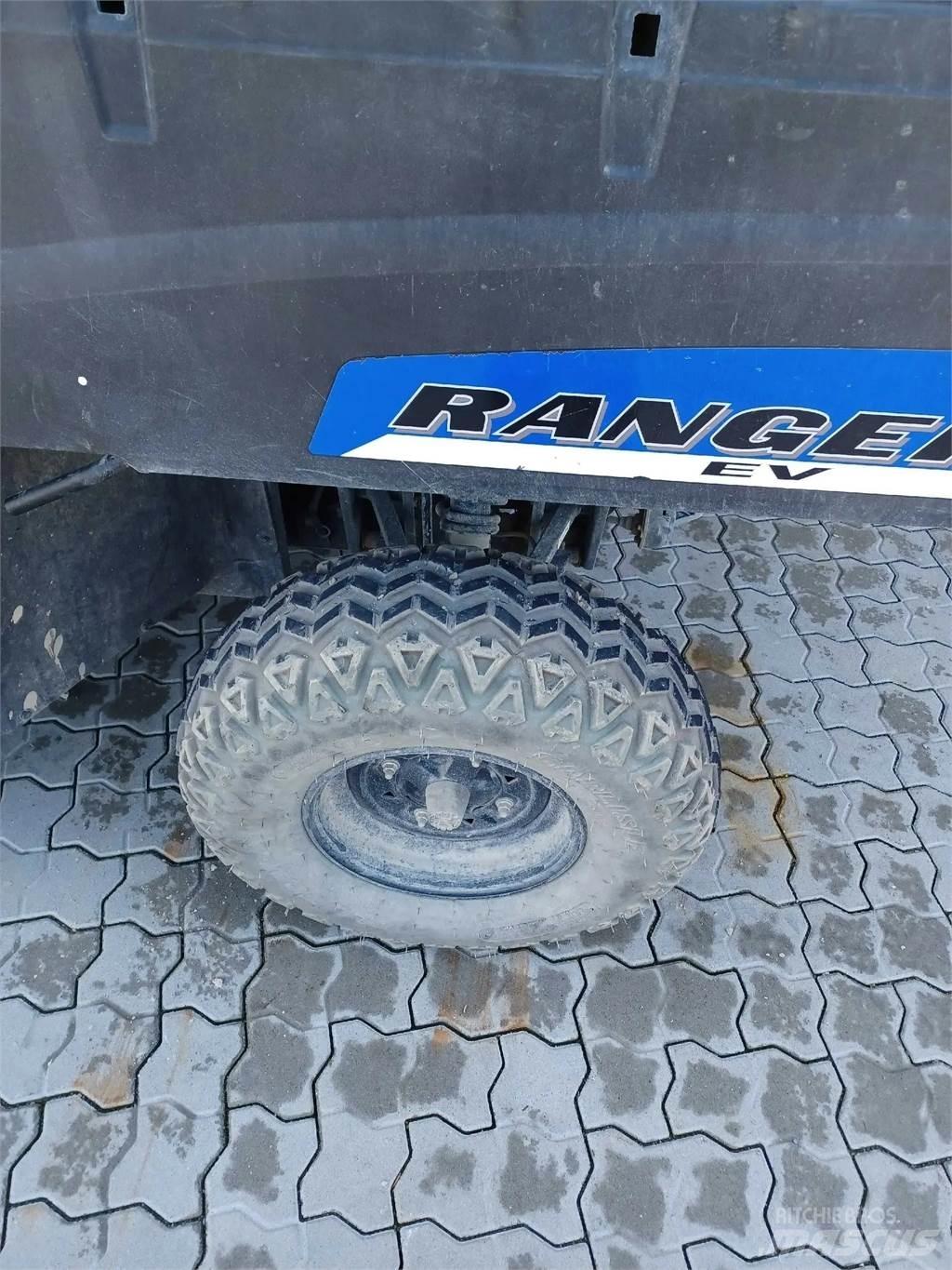 Polaris Ranger EV Kiti keltuvai ir platformos