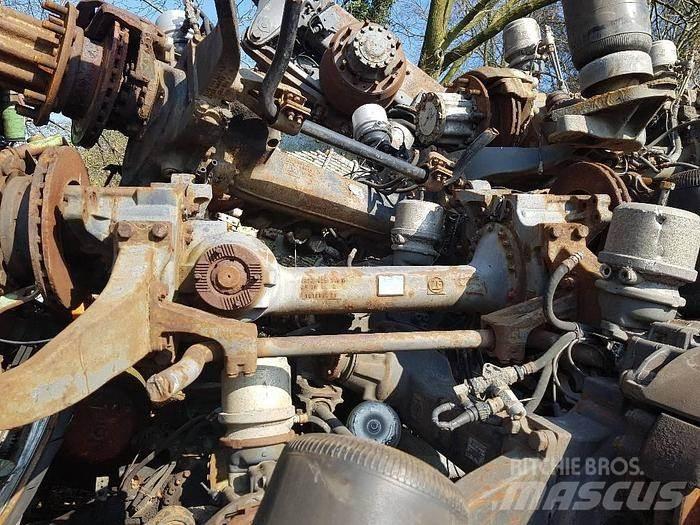  Axles Autobus Transportas - Kita