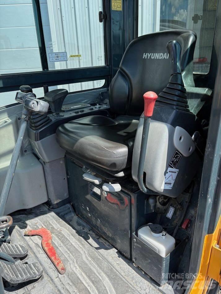 Hyundai R25Z-9 AK Mini ekskavatoriai < 7 t