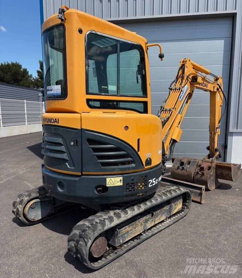 Hyundai R25Z-9 AK Mini ekskavatoriai < 7 t
