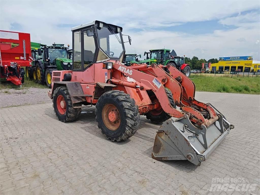 Atlas 72E Naudoti ratiniai krautuvai