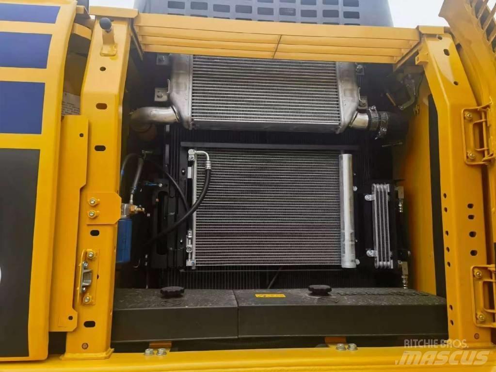Komatsu PC 210 Vikšriniai ekskavatoriai