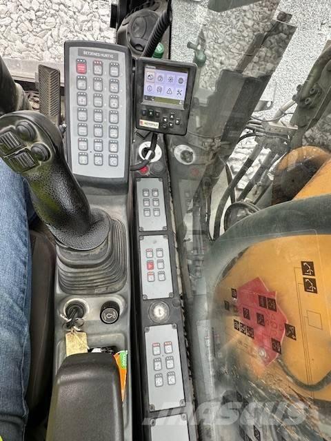 Liebherr A 916 Ratiniai ekskavatoriai