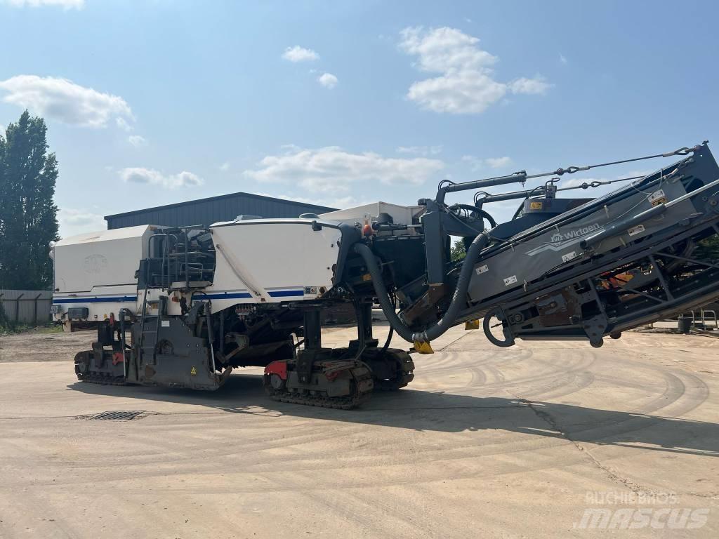 Wirtgen W 220 Asfalto šalto frezavimo technika