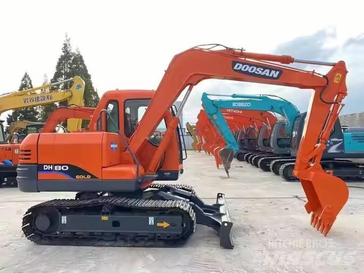 Doosan DH80 Vikšriniai ekskavatoriai
