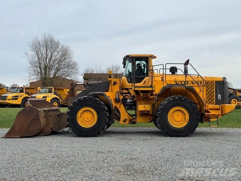 Volvo L 350 F Naudoti ratiniai krautuvai