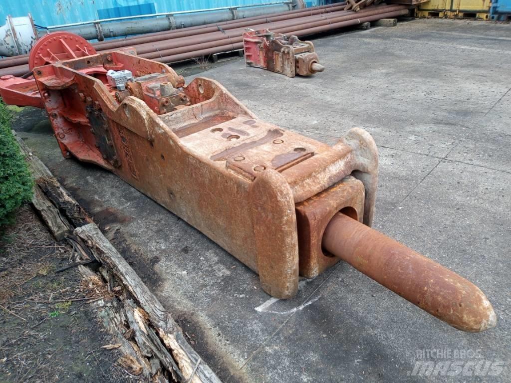 NPK E-260B Hidrauliniai kūjai / Trupintuvai