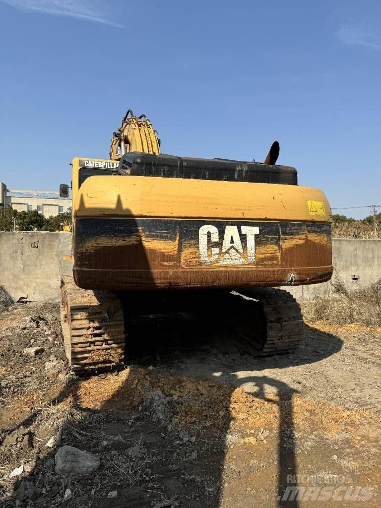 CAT 330C Vikšriniai ekskavatoriai
