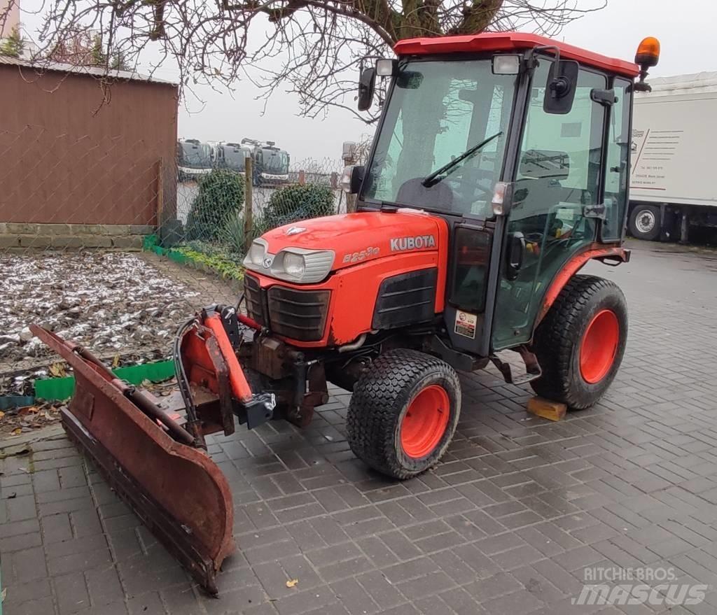 Kubota B2530 Naudoti kompaktiški traktoriai