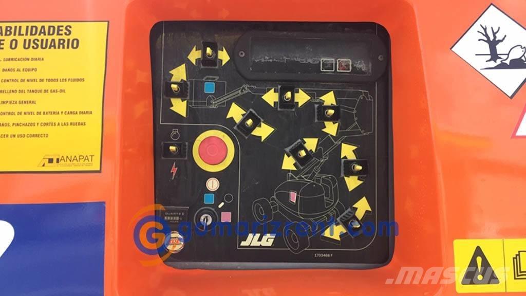 JLG 800 AJ Alkūniniai keltuvai