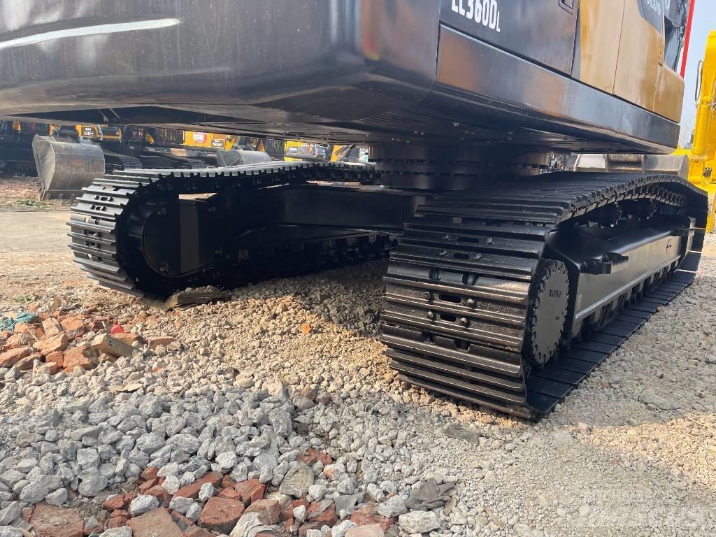 Volvo EC 360 Vikšriniai ekskavatoriai