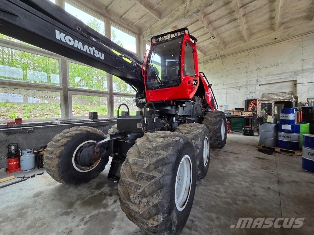 Komatsu 911 Miško technika (Harvesteriai)