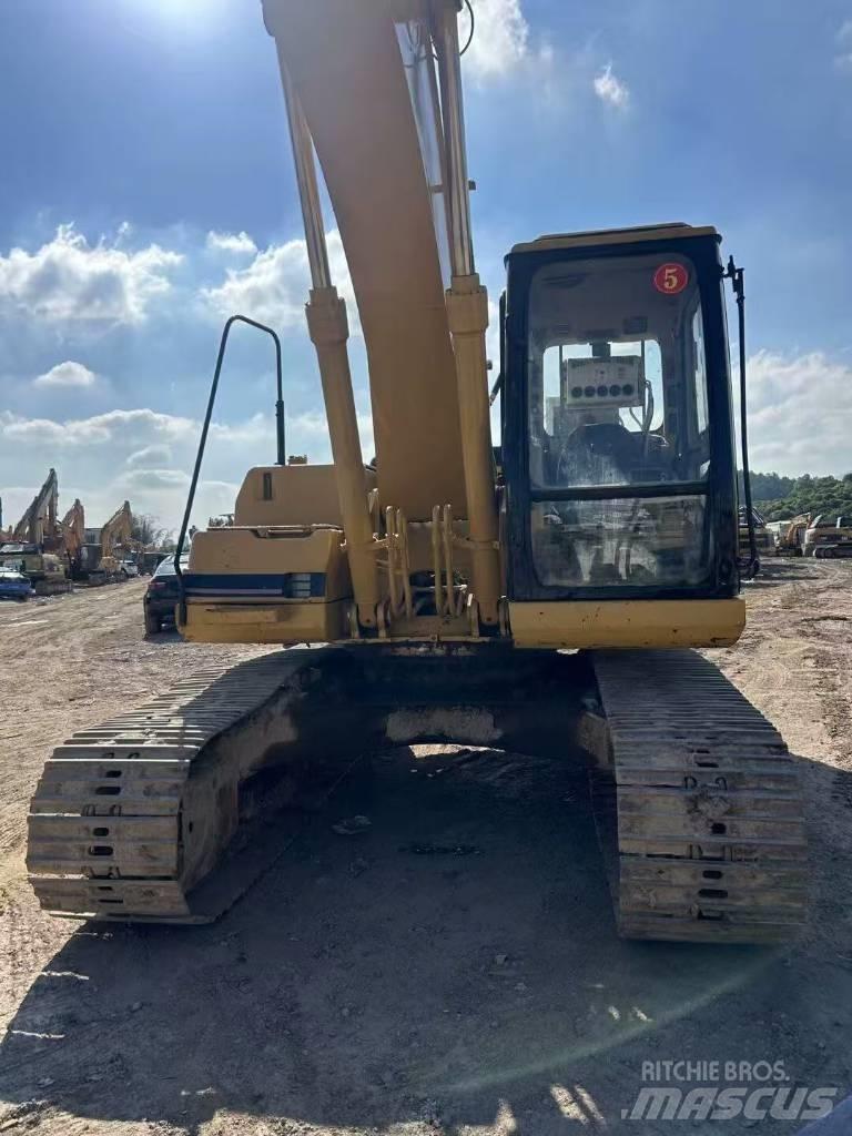 CAT 320 B L Vikšriniai ekskavatoriai