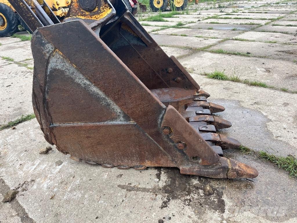 Komatsu PC 300-8 Vikšriniai ekskavatoriai
